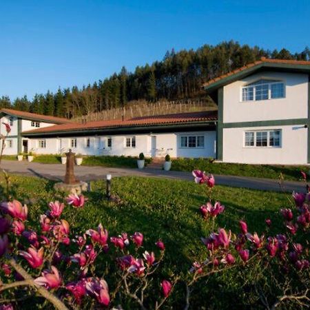 Apartamentos Turisticos Bizkar Bare Sopuerta Ngoại thất bức ảnh